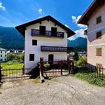 Casa Alpina - In Pieno Centro A Due Passi Dal Apartament